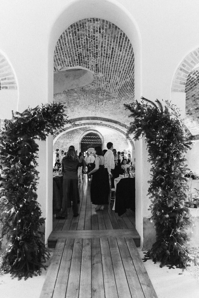 Elegant wedding photography Reims for bride and groom portraits